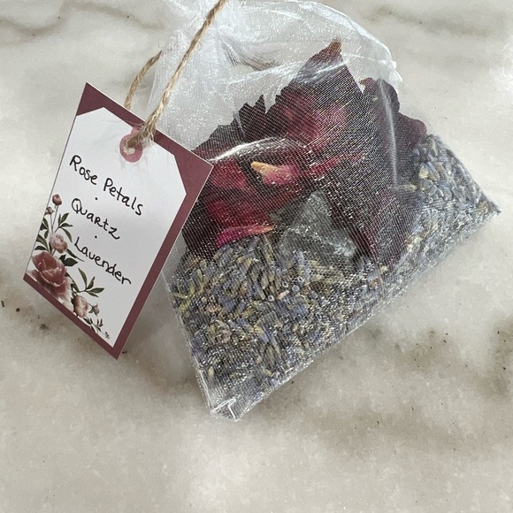 Dried Herbs Sachet with Crystal- Rose & Lavender - Picture 5 of 5